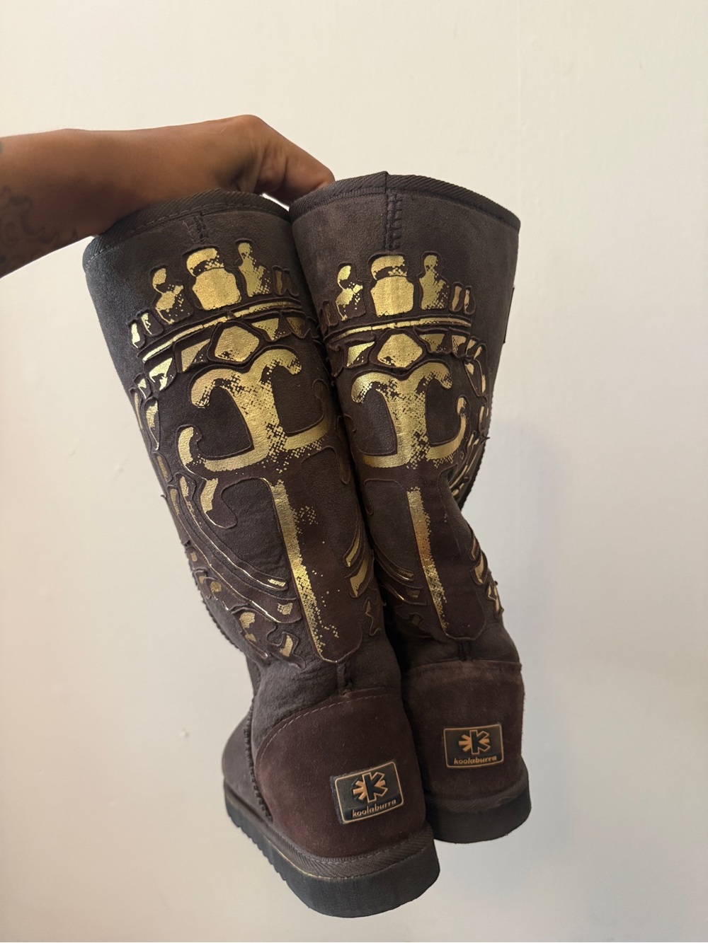 Y2K RARE Koolaburra Brown Suede Tall Boots with Gold Crest Detailing